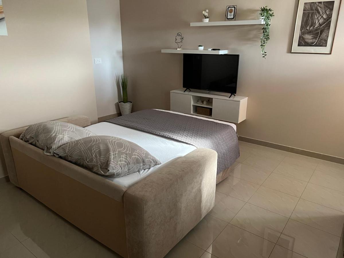 Apartmani Nina I Niko Ugljan Quarto foto